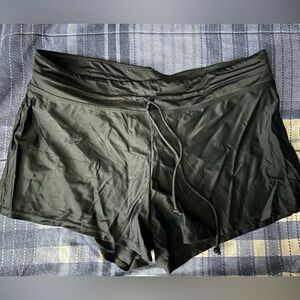 NWOT SWIM SHORTS